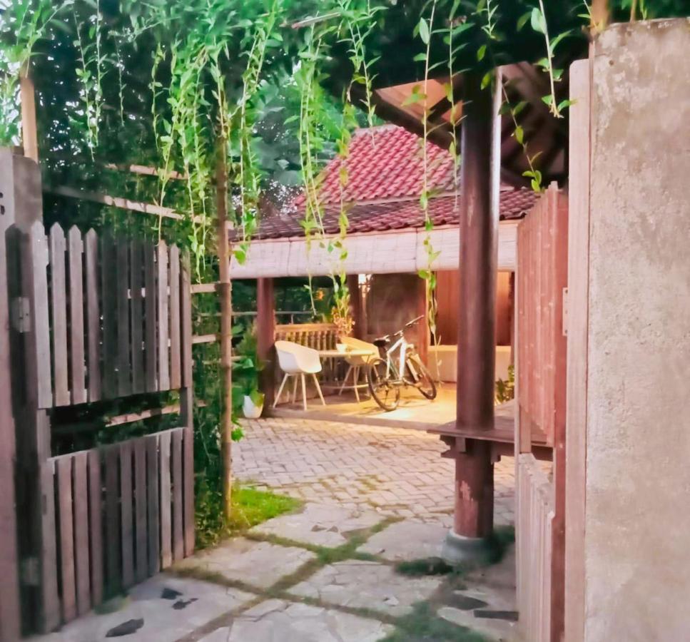Hotel Al-Shifa Healing House Lombok Gili Air Exterior foto
